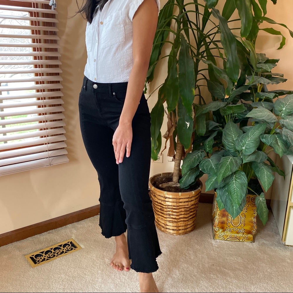 Flirty Raw Hem Flare Jeans